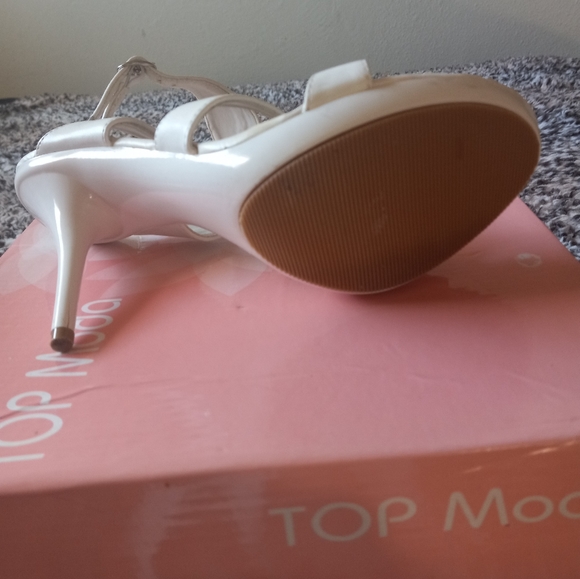 White High Heels sz-7 - Picture 6 of 7